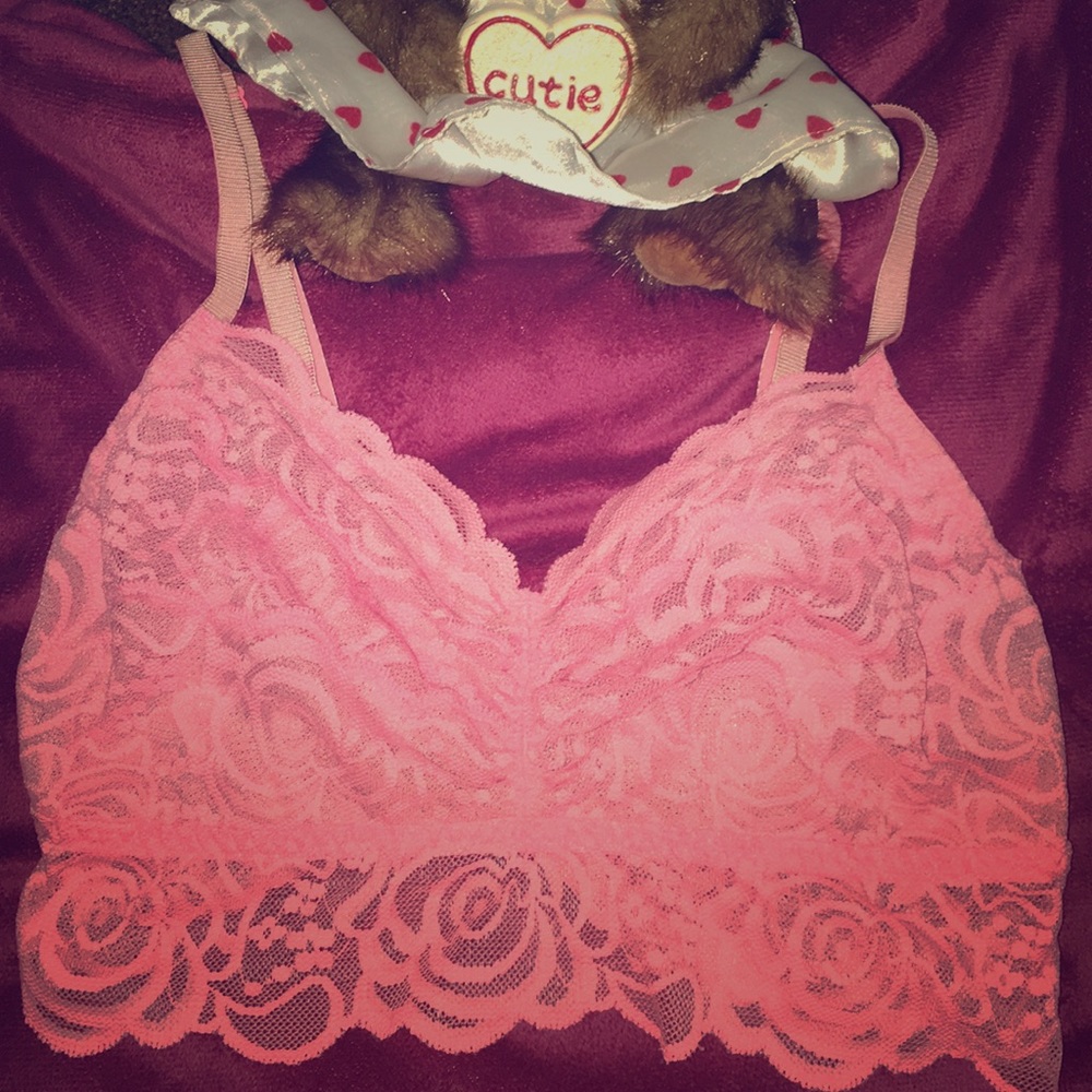 🎀Victoria Secret Lace Bralette ( PINK)🎀